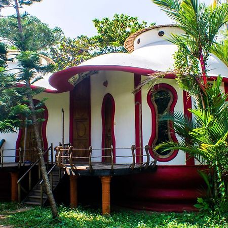 Eden Garden Hotel Varkala Exterior photo