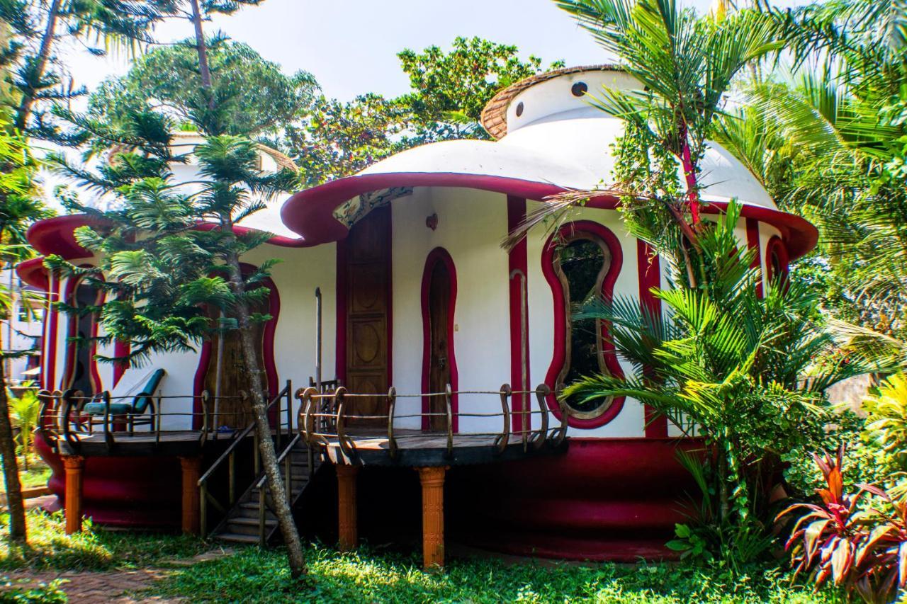 Eden Garden Hotel Varkala Exterior photo